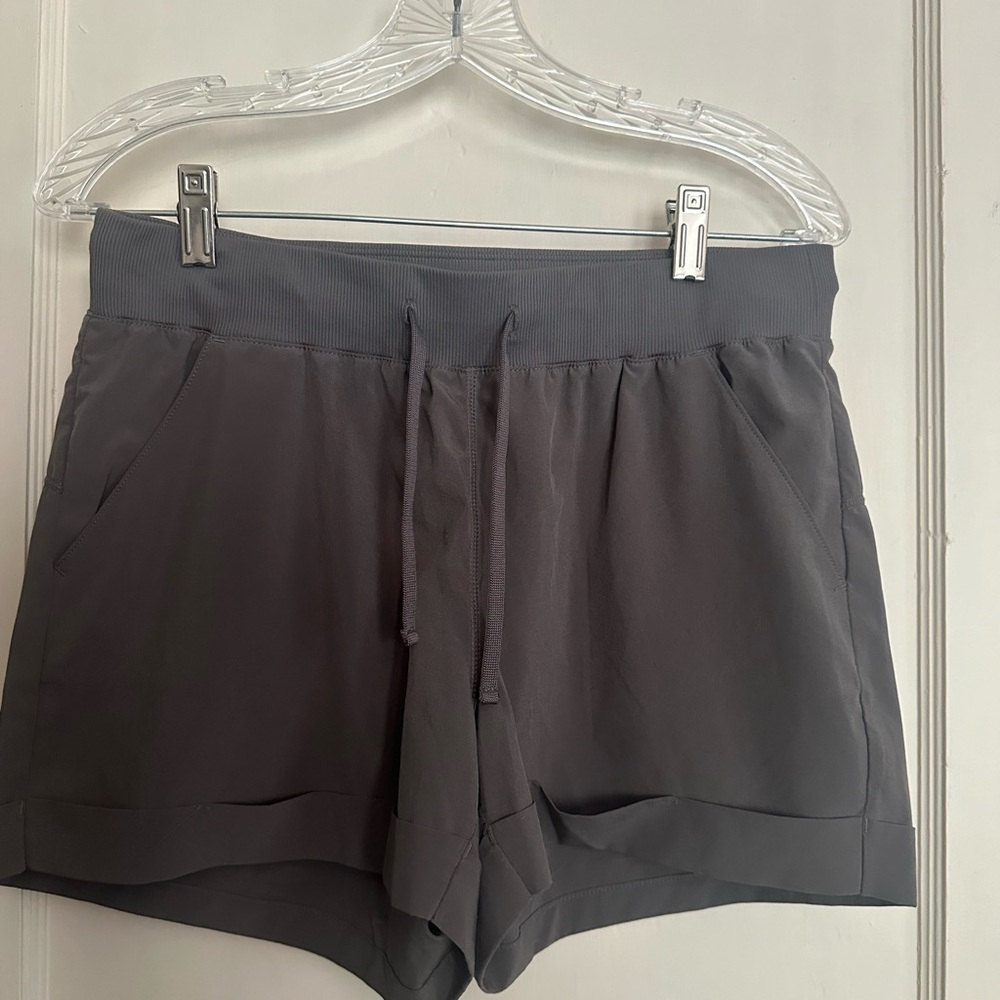 Zella Gray Athletic Shorts with Lightweight Fabric and Mid-Thigh Length